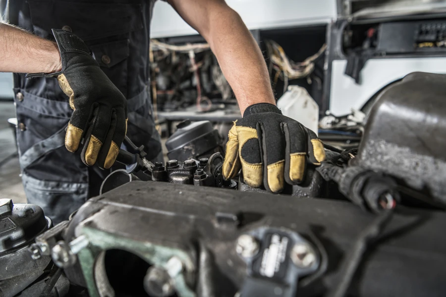 Common Signs Your Diesel Engine Needs Immediate Repair in Buckeye, AZ