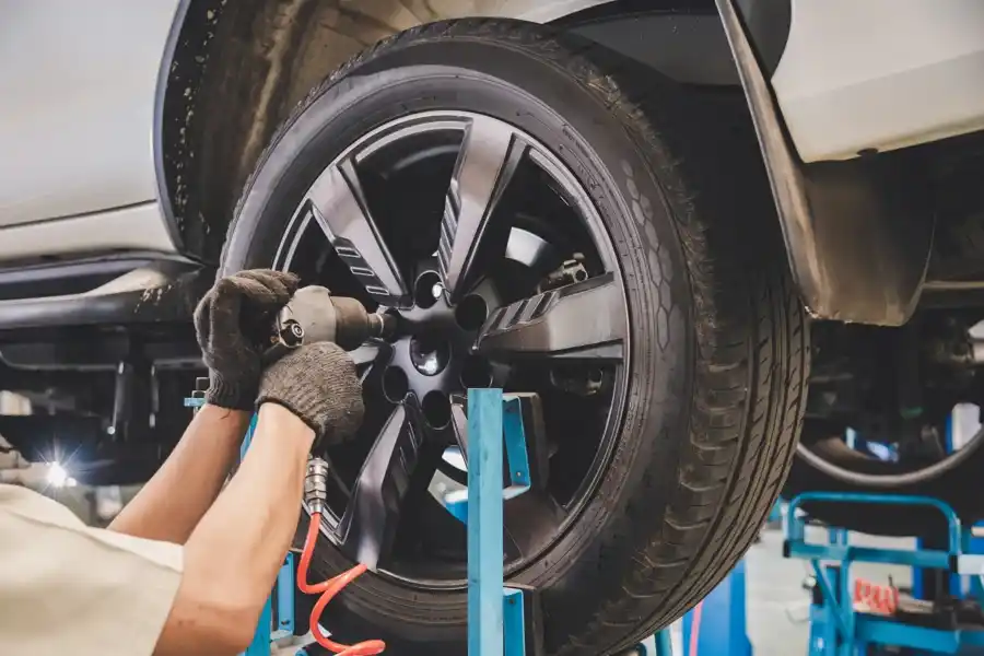 Professional Tire Change in Buckeye, AZ